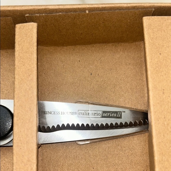 Princess House Black Kitchen Shears - Picture 7 of 7